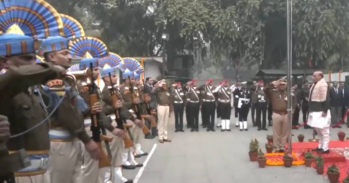 Defence Minister Rajnath Singh unfurls National flag on Republic Day
